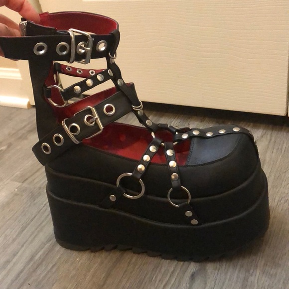 Demonia Shoes - Demonia Bear-28 size 7 women’s